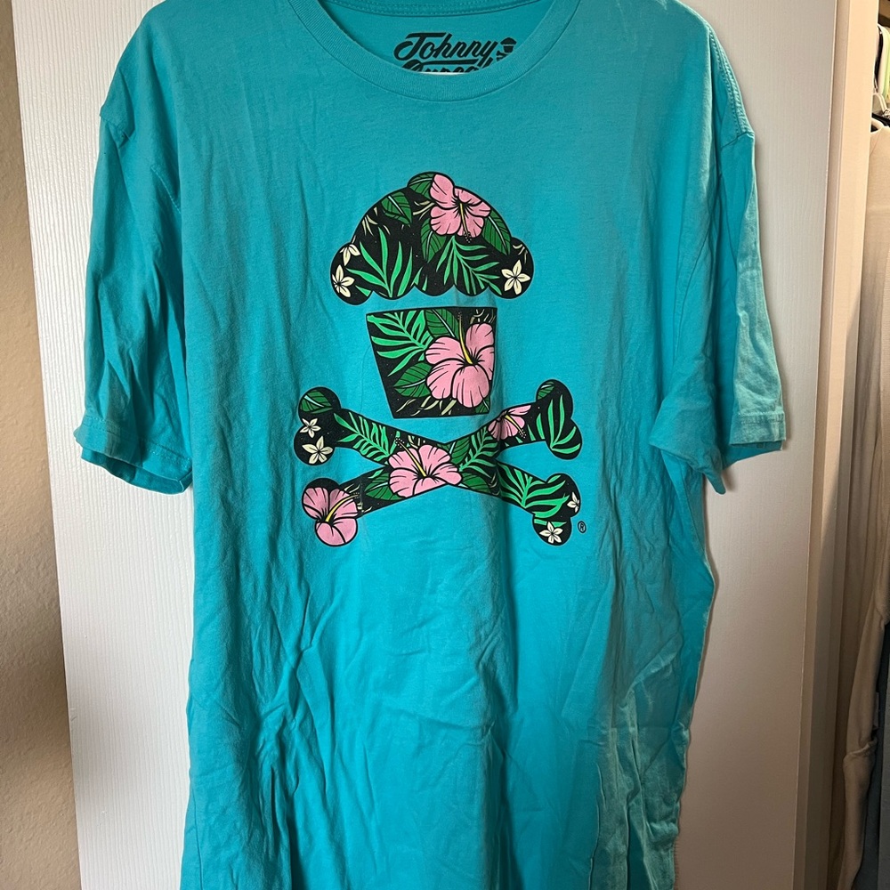 Johnny cupcakes Shirt